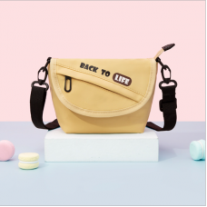 Petit sac simple lettre de mode printemps et été sac de messager à une épaule décontracté femme