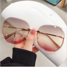 Tendance de la mode, lunettes de soleil au design avant-gardiste et magnifique, lunettes de soleil HD UV protection UV400