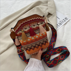 Mode femme sac style ethnique personnalité une épaule sac messager gland seau sac femme